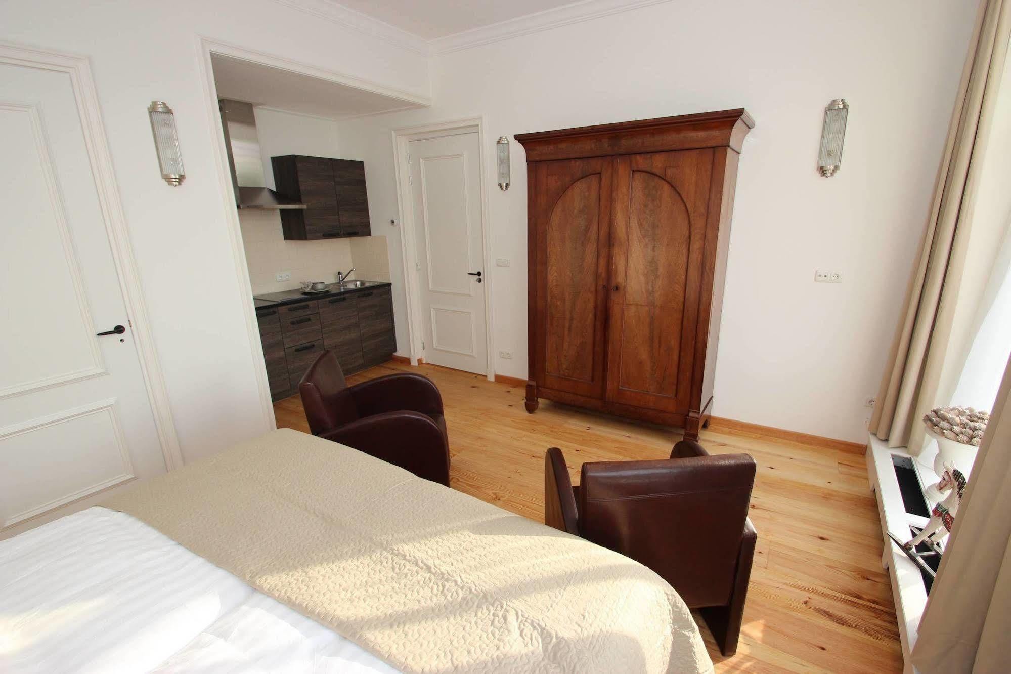 Hotel Stadsherberg 스네크 외부 사진
